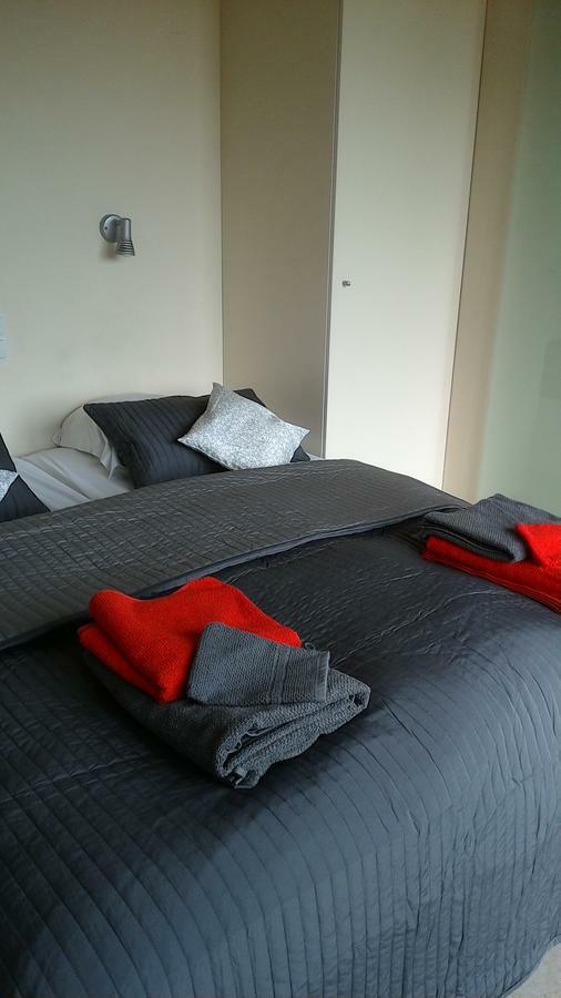 Ateljee Devlaux Bed & Breakfast Veurne Bagian luar foto